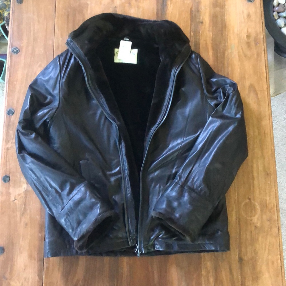 NWT True vintage leather jacket